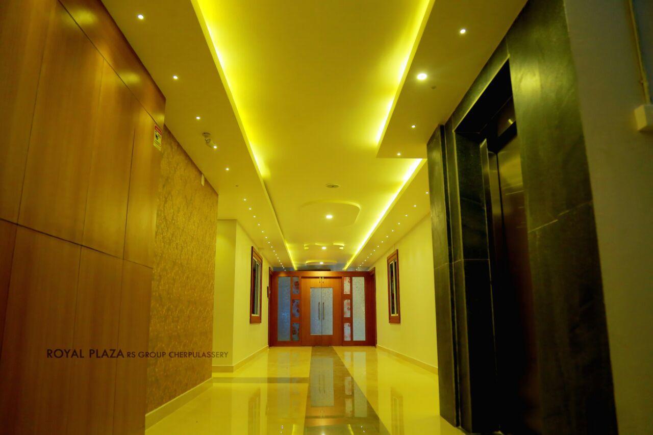 Cheruppulasseri Royal Plaza Residency酒店 外观 照片